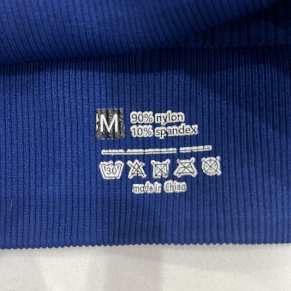 Pechee Bum Sports Bra - Picture 3 of 3